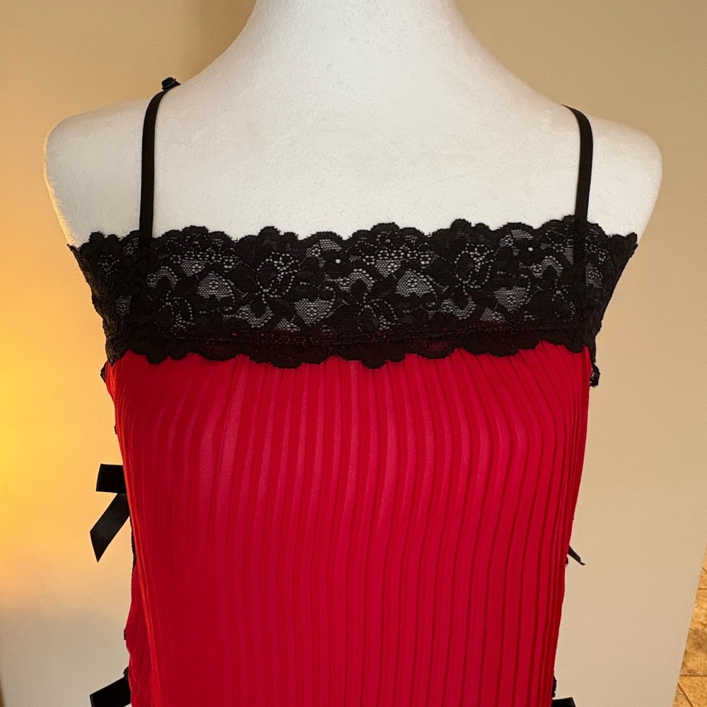 🎾Lace Pleated Baby Doll - Picture 2 of 6